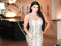 Romi Rain - Out Of Your System