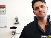 Gabbie Carter And Kailani Kai – MILF and Teen Fuck Car Man