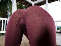 Dee-Blonde Yoga Girl
