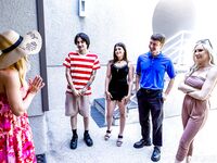 Kenzie Taylor, Gal Ritchie - Were The Taylors Part 3 Family