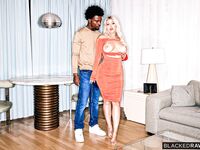 Kayley Gunner - Curvy Baddie Kayley Ditches BF For Some Good