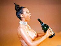Nikki Benz - Break The Internet... For Real This Time